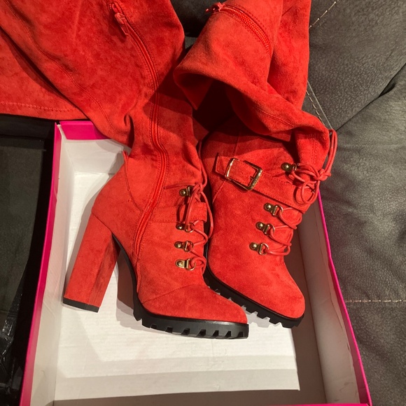 Thigh High Heeled Woman’s Red Suede Boots Size7 - Picture 11 of 12